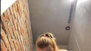 Public Masturbate Pussy While I Train My Big Ass in the Gym. Anal Fuck. Squirting