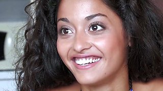 Scarlet Rebel's Innocent Face & Tits Meet Threesome On