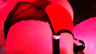 niquée en porte jarretelle vintage