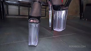 Brazilian Cutie Teen Khali Noire Dominates Sayuri Sakai, Then