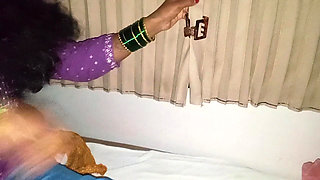 Risky Blowjob in Ac Bus. Hot Desi Priti Bhabhi.
