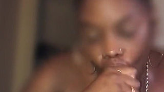 Suction Lips Sloppy Bed Head Cum in Throat