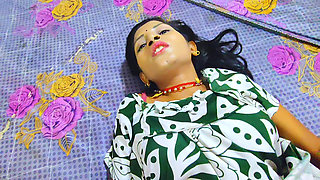 Indian Stepmom Shared Single Bed and Made Stepson Happy Full Hindi audio