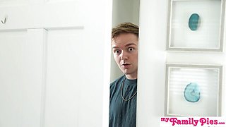 Maya Woulfe and Delilah Day's perfect body smut by My Family Pies