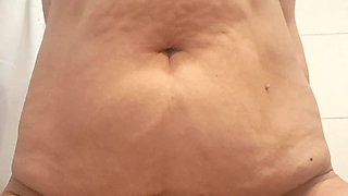 Stepmom in the Bathroom Without Clothes