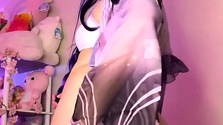 Hot amateur webcam teen masturbates for their fans