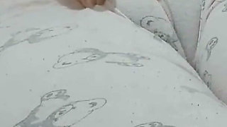 Camel Toe- Puffed Pussy- Swollen Pussy- Big Pussy- Turkish MILF- Turkish Porn- Pajamas